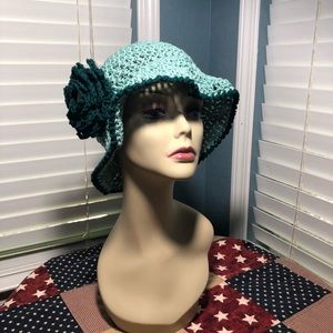 Hand made cotton crochet flapper hat with rose